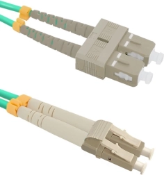 Optinis pataisymo laidas (patchcord) LC/UPC-SC/UPC daugiamodis OM4 1 m