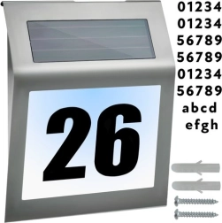 Saulės apšviestas namo numeris