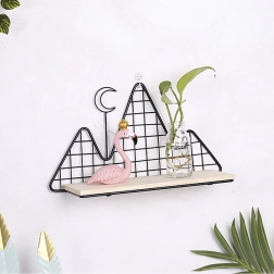 Sieninė dekoratyvinė lentynėlė juodos spalvos – kalnų motyvas