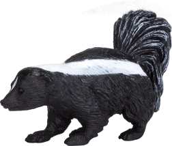 Realistiška skunko figūrėlė
