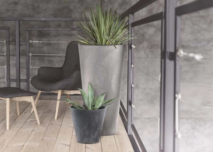 Suitable for indoor and outdoor use