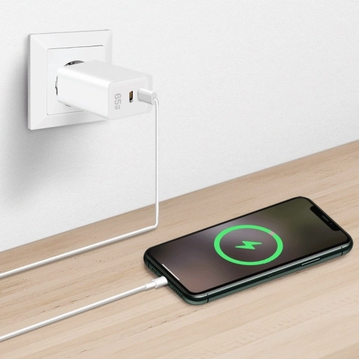 Greitas įkrovimas su USB Power Delivery