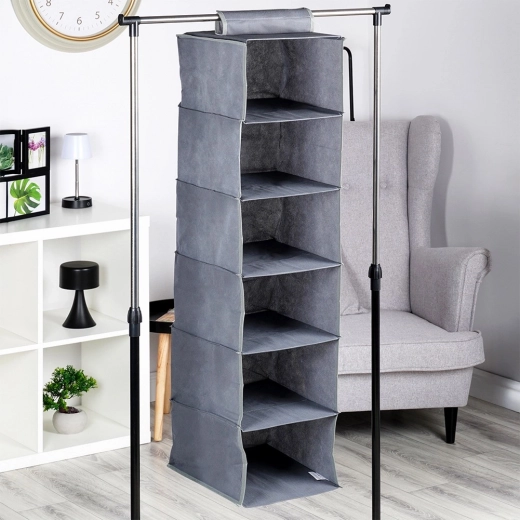6 open shelves for maximum visibility