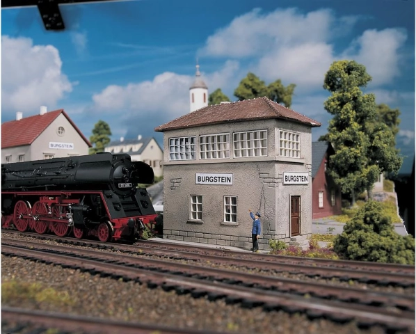 Piko Hobby signalų valdymo bokštas Burgstein H0 konstruktorius