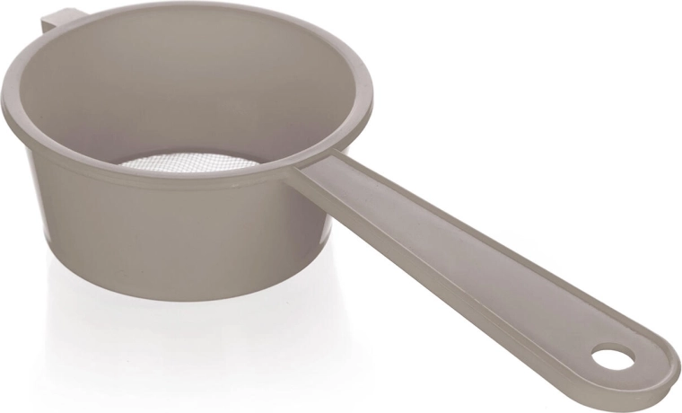 Comfortable handle and easy hanging