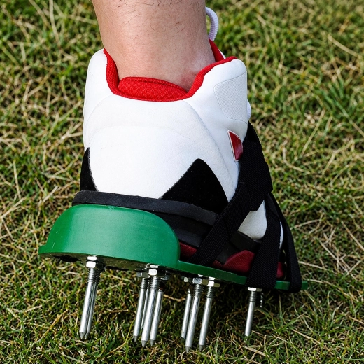 Use directly while walking on the lawn