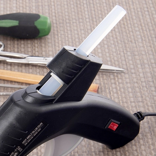 Tiksli aplikacija mini pistoletu