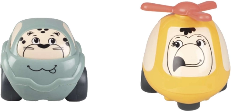 Įskaitant mašinėlę ir sraigtasparnį