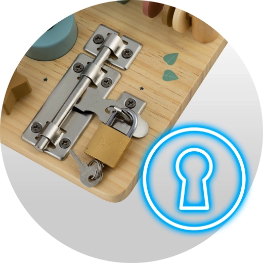 Fine motor skills training with locks and latches