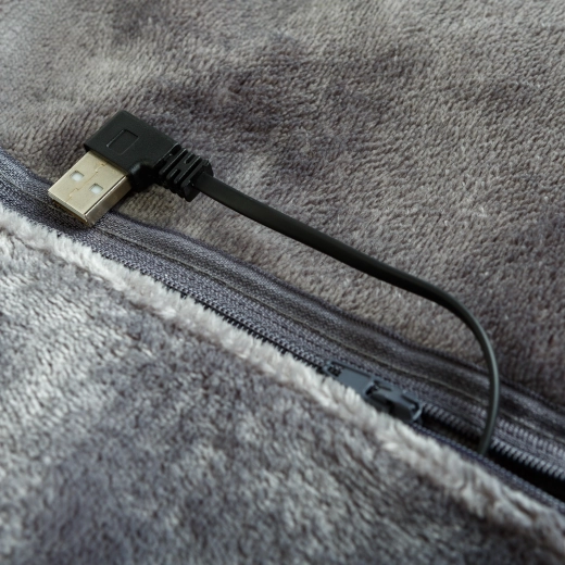 Maitinimas per USB