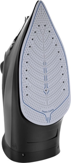 Ceramic glide soleplate for smooth movement