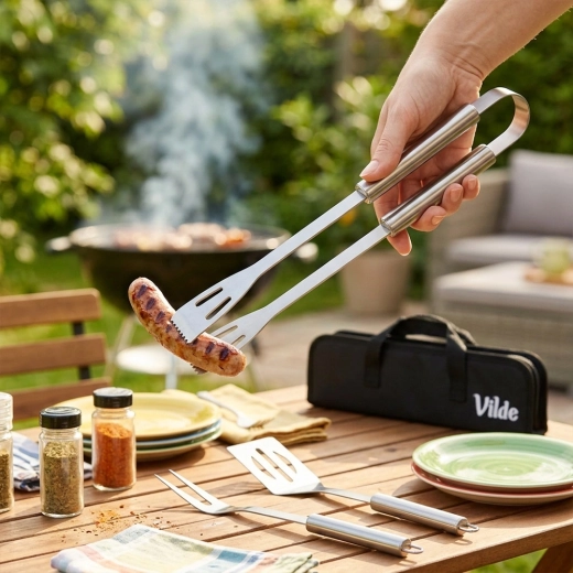 Long handles for safe grilling