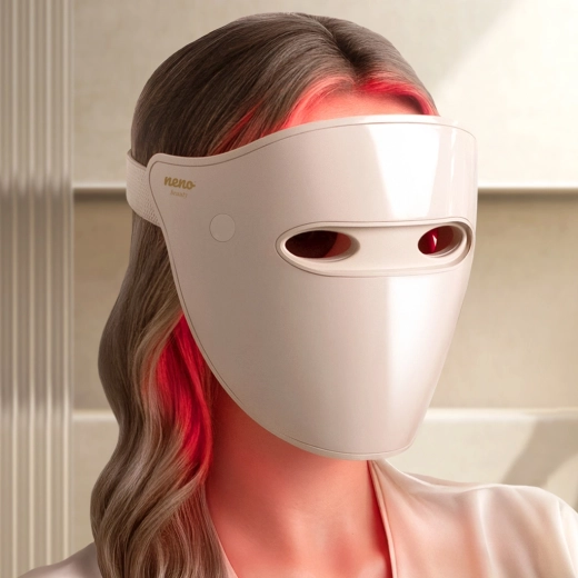 Comprehensive LED therapy for the entire face