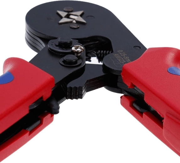Ergonomic handles and a sturdy steel construction