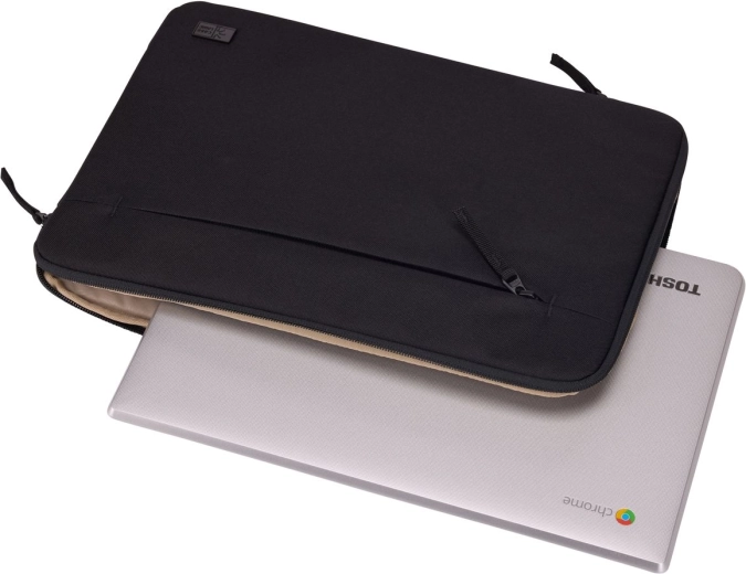 10 mm padding for the safety of a 13" laptop