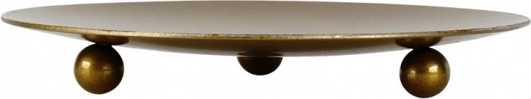 Matinis auksinis metalas moderniam interjerui