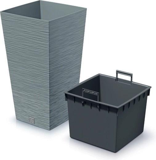Practical removable insert for easy planting