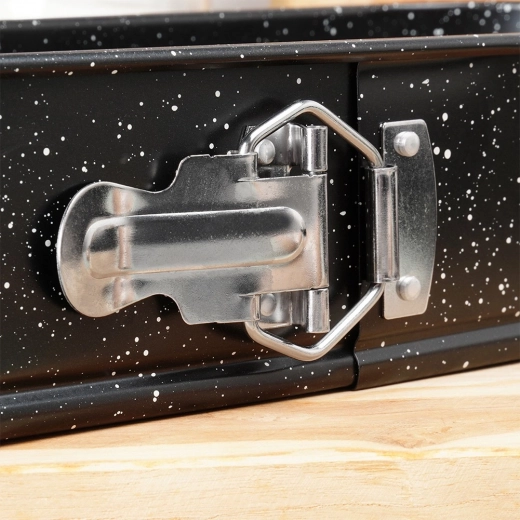 Atsegamas kraštas lengvam išvertimui