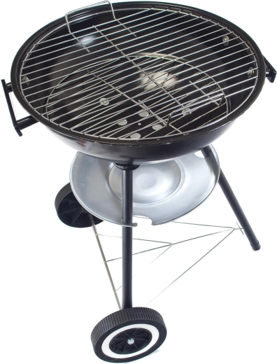 Easy cleaning with integrated ash catcher