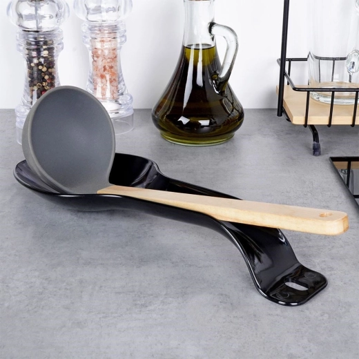 Universal for various utensils