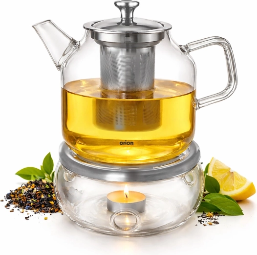 Warmer with a candle for longer-lasting warmth