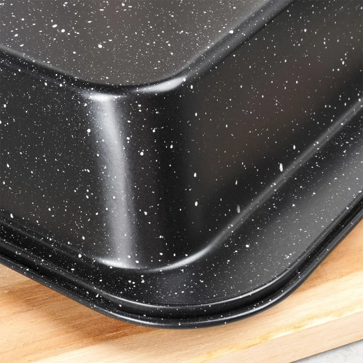 Nelipni granitinė danga