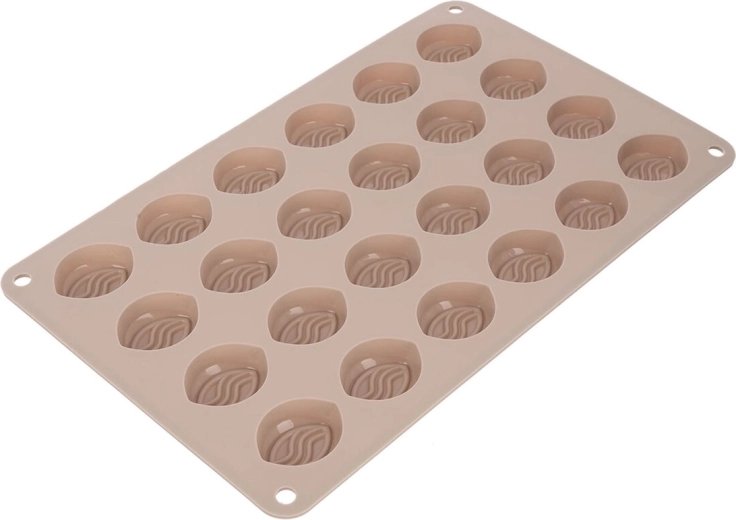 24 cavities for fast praline making