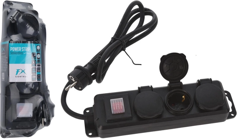 Extension lead 1.4 m with 3 sockets and switch, IP44, black