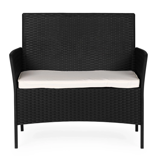 Elegant rattan look with zero maintenance