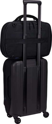 Easy travel: luggage attachment