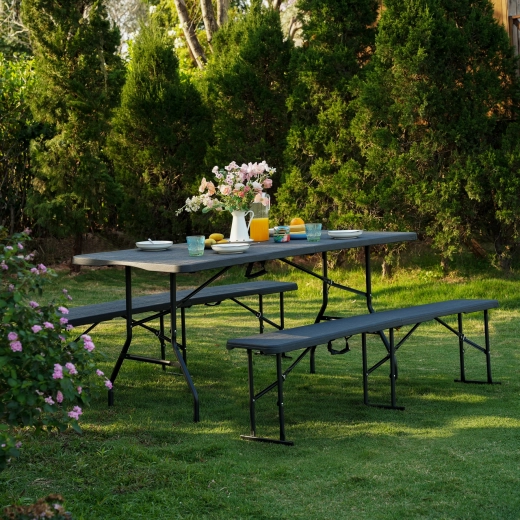 Ready for outdoor feasts