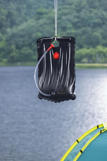 Easy to hang and use