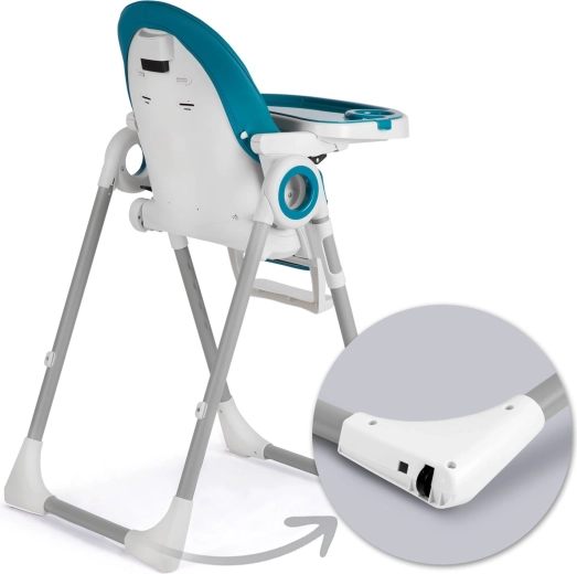 Removable tray for easy feeding
