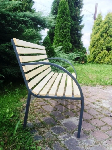 Ergonomic armrests and comfort for 2 people