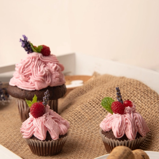 Professional look for homemade desserts
