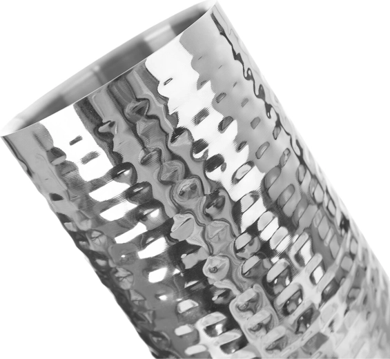 Hammered finish with an elegant shine