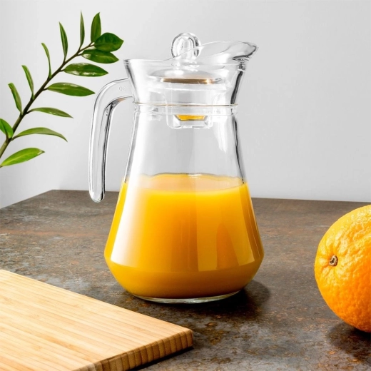 Elegantiškas stiklas kiekvienam stalui