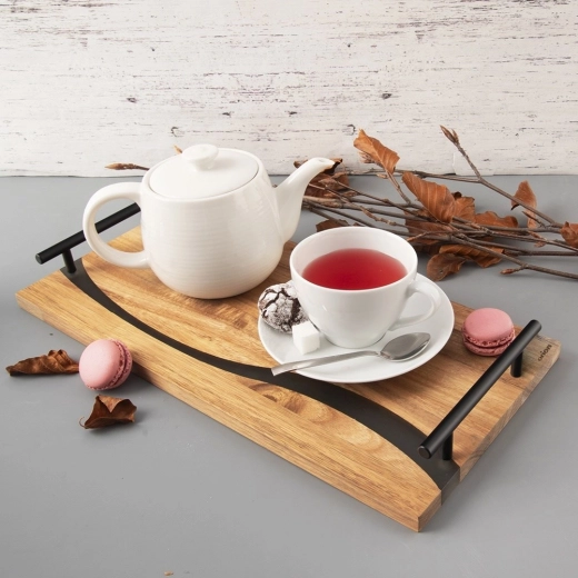 Natūrali akacijos mediena su įspūdinga „upės“ derva