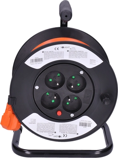 4 sockets with safety shutters and overload protection