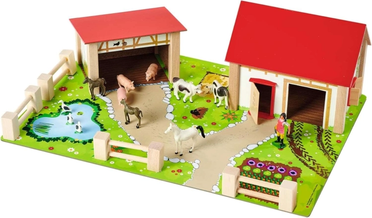 Realistiškas medinis ūkis begaliniam žaidimui