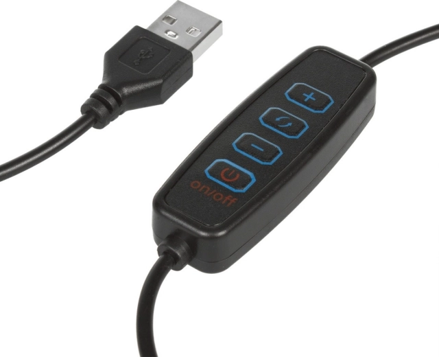 Sklandi ryškumo ir spalvinės temperatūros reguliacija