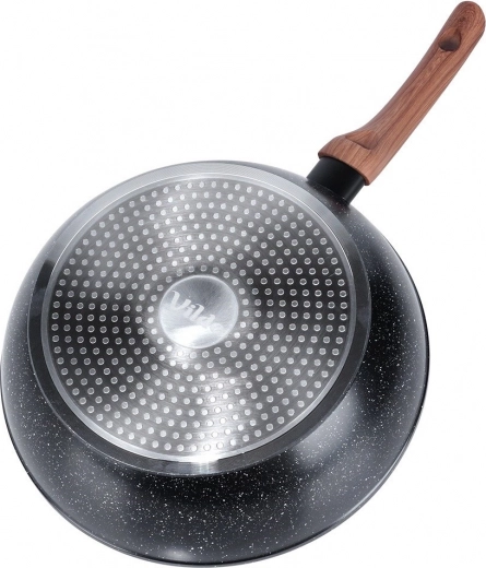 Suderinama su visų tipų viryklėmis, įskaitant indukcines