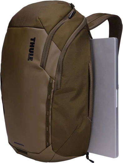 Padded laptop compartment with quick access
