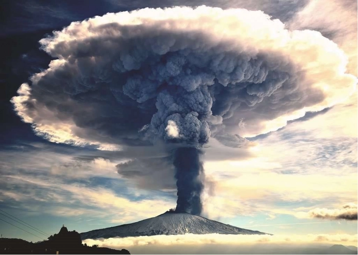 Ravensburger dėlionė Vulkanas Etna 1000 detalių