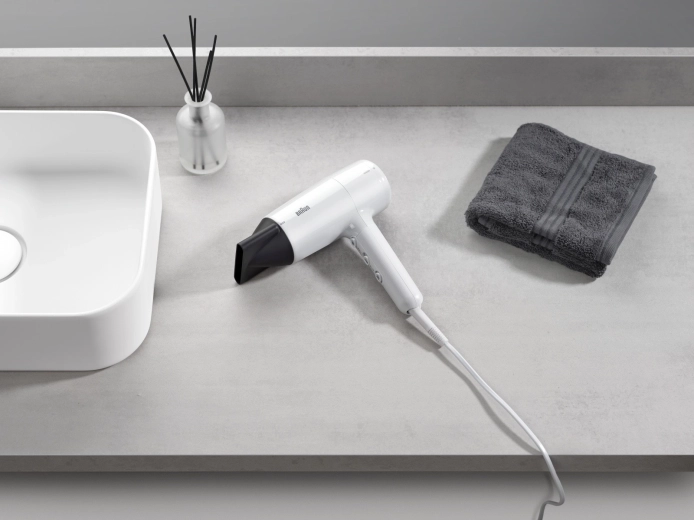 Precise styling with concentrator