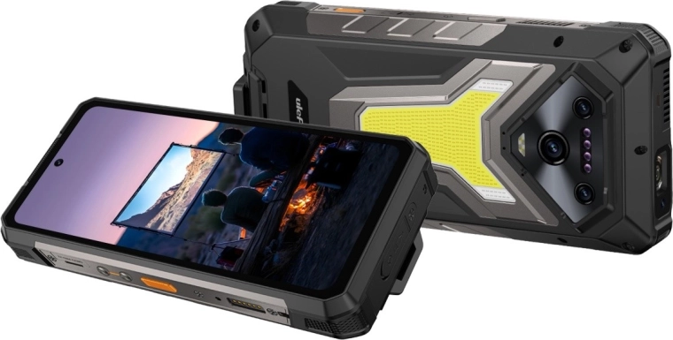 Distinctive rear panel and multi-camera module