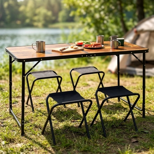 Complete camping set: table + 4 stools