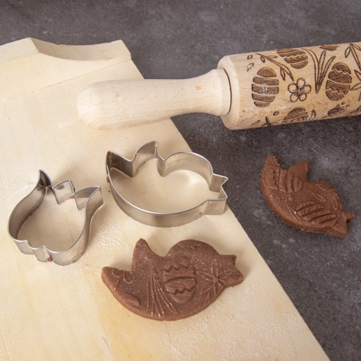 More uses: fondant, marzipan, and creative serving