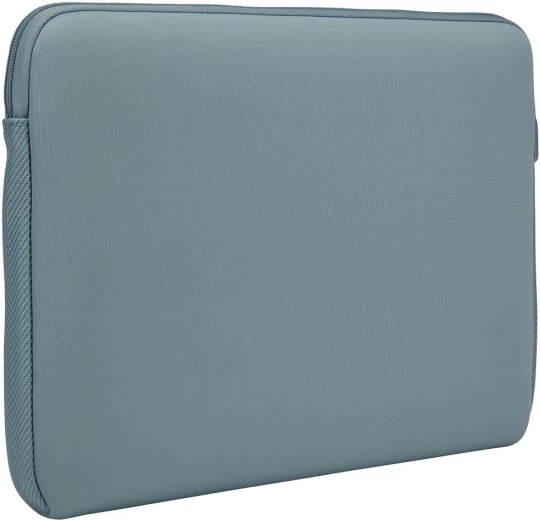 Slim sleeve ideal for a backpack or suitcase