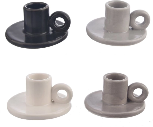 Porcelain candle holder with decorative handle (4 variants)